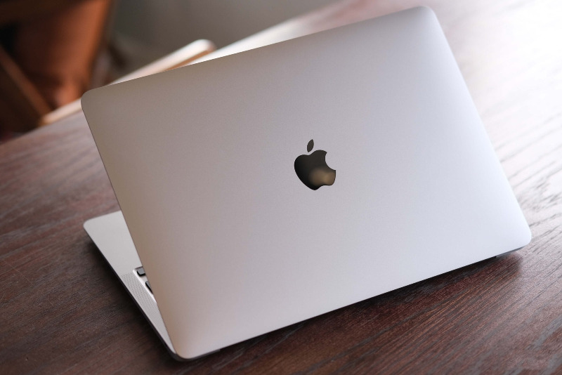 So sánh MacBook Air và Pro: Nên mua dòng sản phẩm nào?
